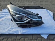 Load image into Gallery viewer, Frontscheinwerfer Toyota Yaris LED Rechts Scheinwerfer Headlight SCH4501586680tf
