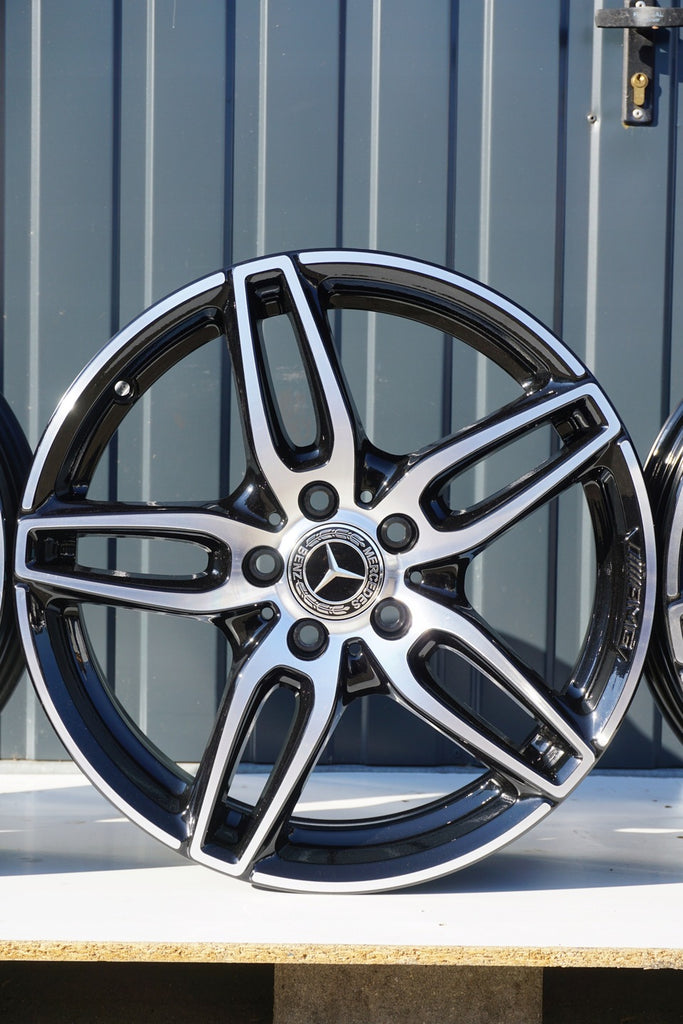 4x Alufelge 18 Zoll 7.5" 5x112 52ET Glanz Schwarz A1764010700 Mercedes-Benz W176