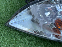 Laden Sie das Bild in den Galerie-Viewer, Frontscheinwerfer Mitsubishi Colt VI I MR957354 Vorderseite Headlight