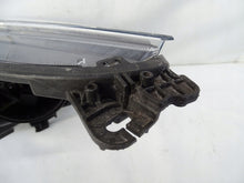 Laden Sie das Bild in den Galerie-Viewer, Frontscheinwerfer Ford Kuga 90156445 90156447 Xenon Rechts oder Links SCH9399975427oq