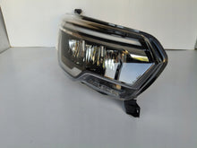 Load image into Gallery viewer, Frontscheinwerfer Renault Trafic III 260102899R Full LED Rechts Headlight SCH7438667062sb