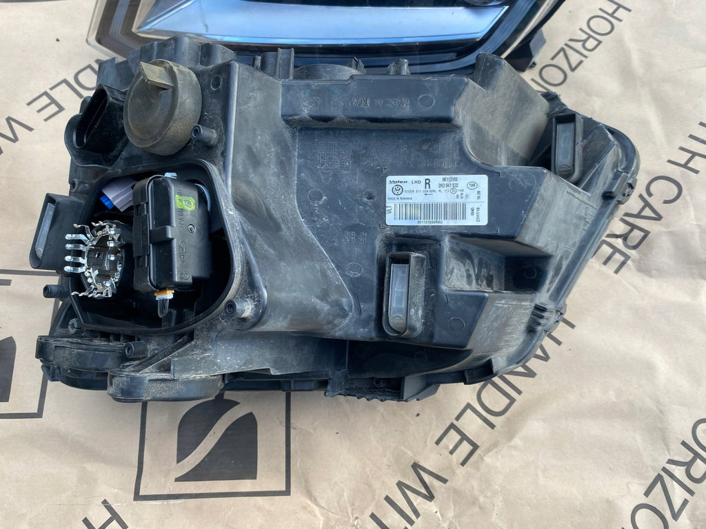 Frontscheinwerfer VW Amarok 2H3941032 90113169 Xenon Rechts Headlight SCH3467804080wi