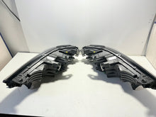 Laden Sie das Bild in den Galerie-Viewer, Frontscheinwerfer Alfa Romeo Stelvio 00505639590 Ein Satz Scheinwerfer Headlight SCH6077280970bp