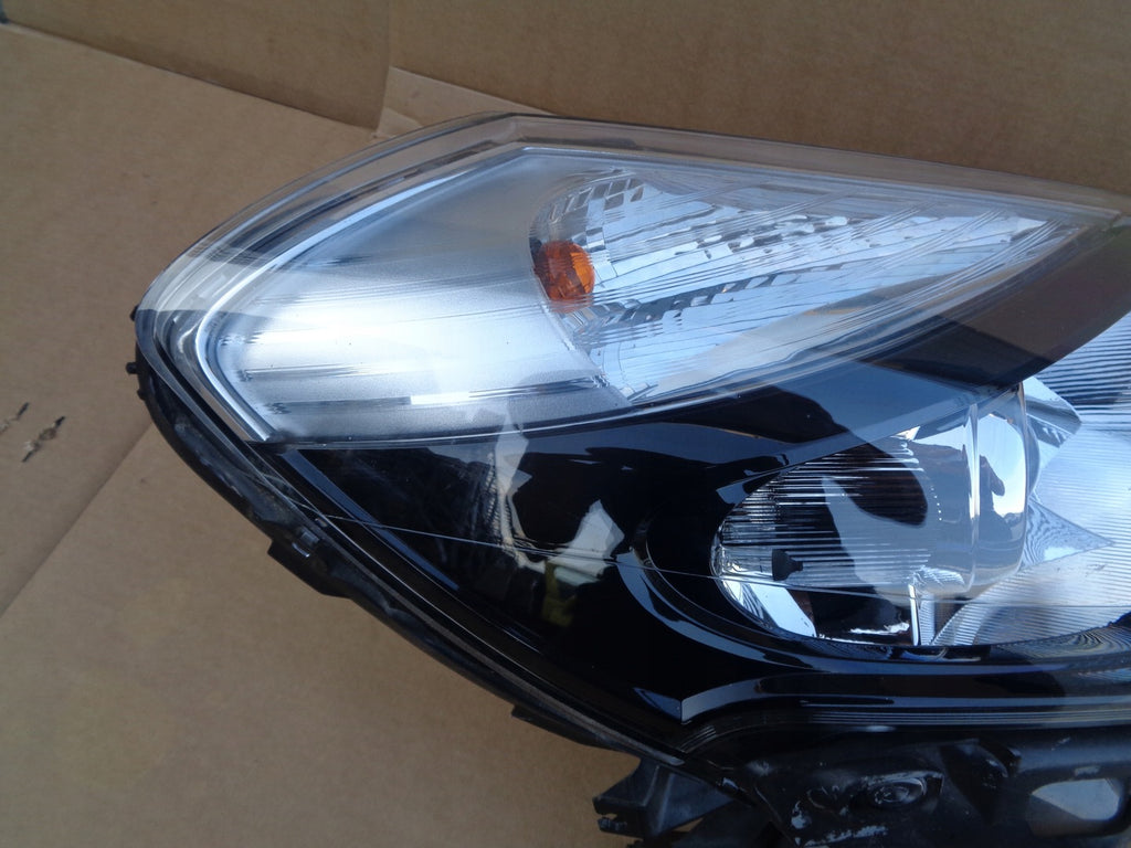 Frontscheinwerfer Renault Clio III 260104676 Rechts Scheinwerfer Headlight