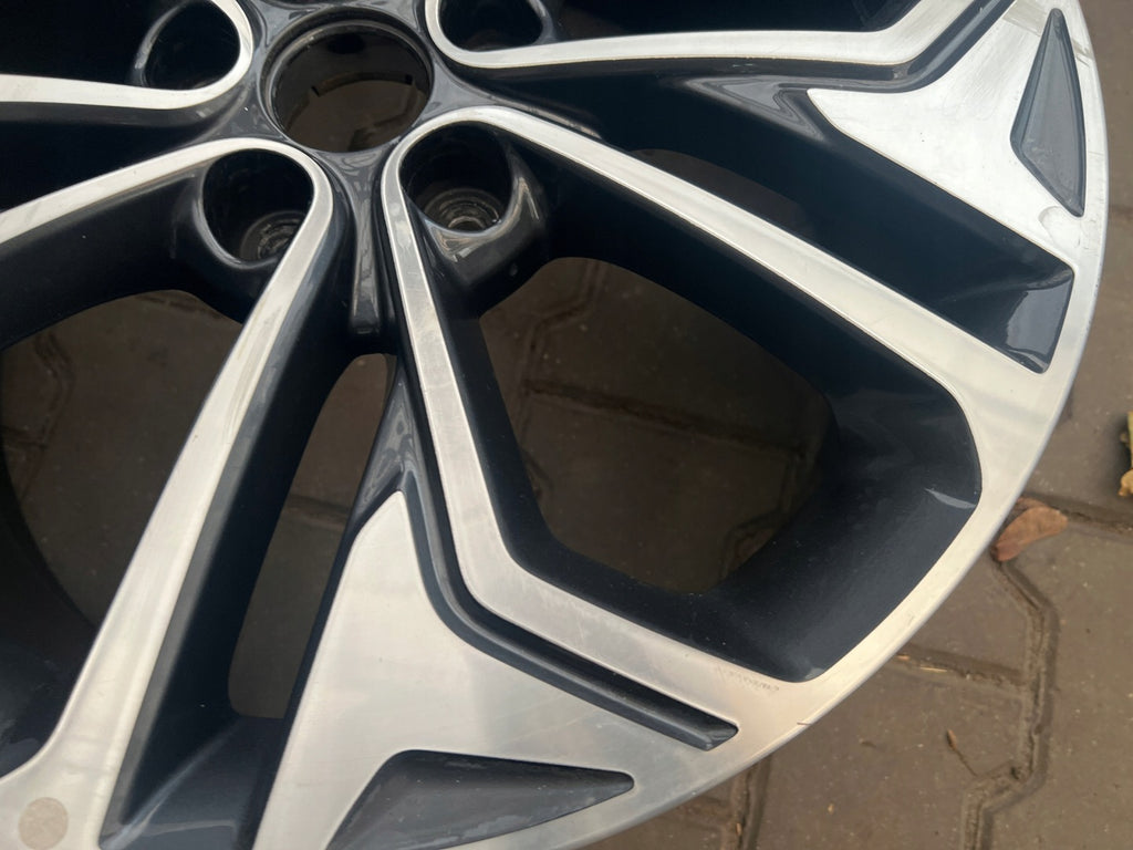 1x Alufelge 19 Zoll 8.0" 5x114.3 52910-S1330 Hyundai Tucson Rim Wheel FEL7732804322vb