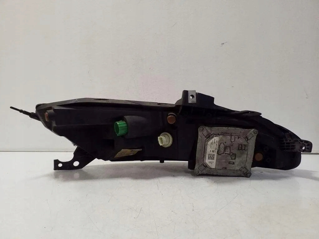 Frontscheinwerfer Jeep Cherokee I 130732948901 68157105A0 Links Headlight SCH9760544094js