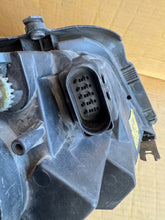 Laden Sie das Bild in den Galerie-Viewer, Frontscheinwerfer VW Sharan 0301182201 Links Scheinwerfer Headlight SCH8392727435gk