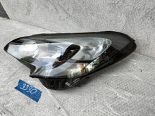 Laden Sie das Bild in den Galerie-Viewer, Frontscheinwerfer Opel Corsa E 1EF01183001 Ein Stück (Rechts oder Links) SCH9133676884cz