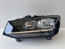 Laden Sie das Bild in den Galerie-Viewer, Frontscheinwerfer Audi Q2 81A941003 Links Scheinwerfer Headlight