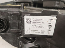 Laden Sie das Bild in den Galerie-Viewer, Frontscheinwerfer Tesla 3 Y 1514953-00-D 1514952-00-D LED Ein Satz Headlight