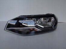 Laden Sie das Bild in den Galerie-Viewer, Frontscheinwerfer VW Polo 2G1941005 Links Scheinwerfer Headlight