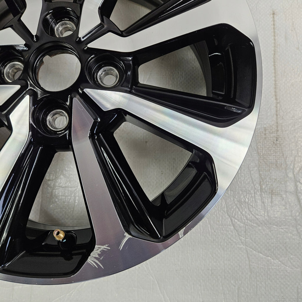 1x Alufelge 15 Zoll 5.0" 4x100 46ET Mitsubishi Carisma Space Star Colt I FEL4790803156ck