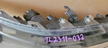 Load image into Gallery viewer, Frontscheinwerfer Toyota Corolla 81110-02S70 Rechts Scheinwerfer Headlight SCH8501815088py