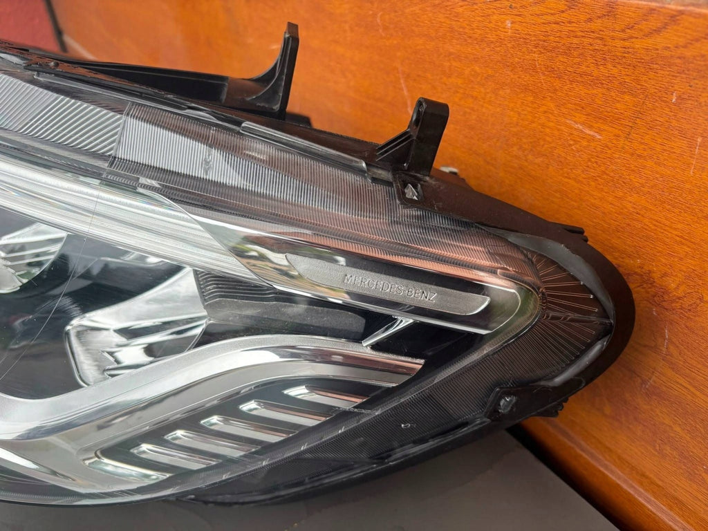 Frontscheinwerfer Mercedes-Benz Sprinter A9109069900 Links Headlight SCH6480982159yp