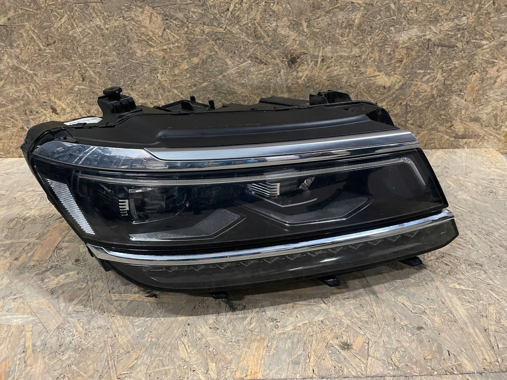 Frontscheinwerfer VW Tiguan 5NB941082D Rechts Scheinwerfer Headlight