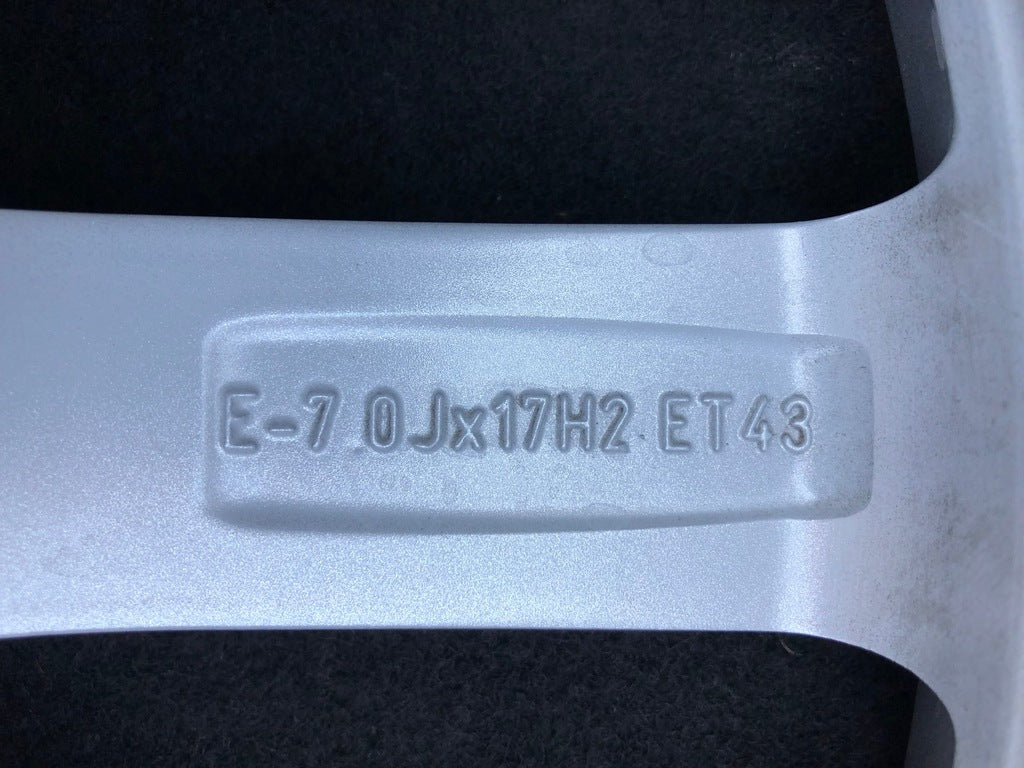 1x Alufelge 17 Zoll 7.0" 5x112 43ET Glanz Silber 8U0601025 Audi Q3 Rim Wheel FEL8314341714nw
