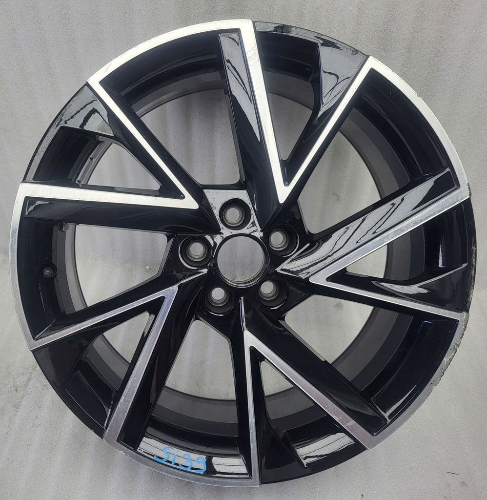1x Alufelge 18 Zoll 7.0" 5x100 39ET Glanz Schwarz 657601025G Skoda Scala Kamiq FEL6697870290wk