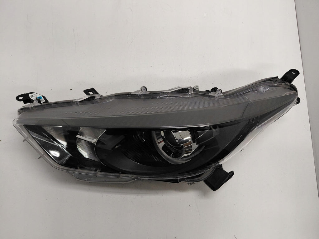 Frontscheinwerfer Toyota Yaris EUK0-6 Links Scheinwerfer Headlight SCH5661578068gx