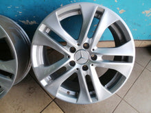 Laden Sie das Bild in den Galerie-Viewer, 4x Alufelge 17 Zoll 7.5" 5x112 47ET Glanz Silber A2044017502 Mercedes-Benz W204 FEL8737838150bm