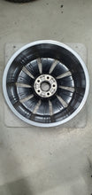 Load image into Gallery viewer, 1x Alufelge 18 Zoll 8.0" 5x112 39ET Glanz Grau 4K0601025B Audi A6 Allroad A4 Mg FEL3531147581ze