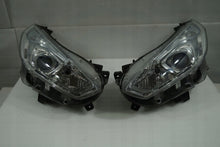 Laden Sie das Bild in den Galerie-Viewer, Frontscheinwerfer Ford S-Max 90074996 Ein Satz Scheinwerfer Headlight