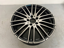 Laden Sie das Bild in den Galerie-Viewer, 1x Alufelge 18 Zoll 7.5" 5x112 40ET Glanz Schwarz A2064014900 Mercedes-Benz W206 FEL8332305638xu