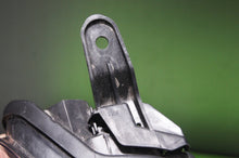 Laden Sie das Bild in den Galerie-Viewer, Frontscheinwerfer Toyota Yaris Rechts Scheinwerfer Headlight