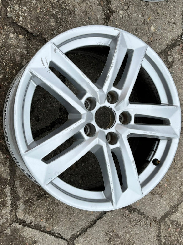 1x Alufelge 17 Zoll 7.0" 5x112 42ET Glanz Silber 8W0601025P Audi Rim Wheel FEL5315541639xs