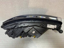 Laden Sie das Bild in den Galerie-Viewer, Frontscheinwerfer Skoda Kamiq 658941015 Links Scheinwerfer Headlight SCH2343282759py