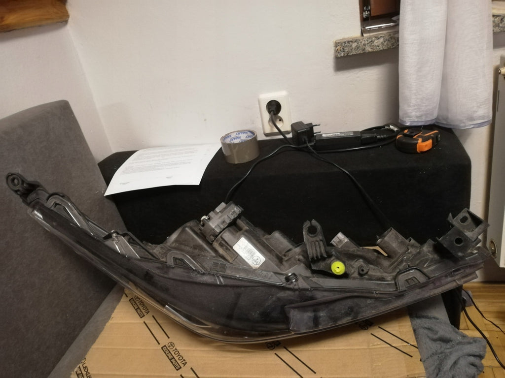 Frontscheinwerfer Toyota Corolla 8111002T31 Rechts Scheinwerfer Headlight SCH7702512481dc