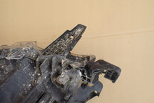 Laden Sie das Bild in den Galerie-Viewer, Frontscheinwerfer Toyota Hilux VIII 81110-0KP41 1EJ-923363-040A LED Rechts