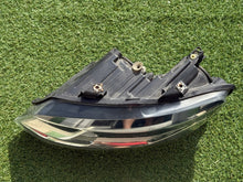 Load image into Gallery viewer, Frontscheinwerfer VW Polo 6C1941005 Links Scheinwerfer Headlight SCH4867064226hb