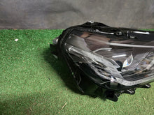 Load image into Gallery viewer, Frontscheinwerfer BMW 2 G42 5A3DC88-05 Full LED Ein Satz Scheinwerfer Headlight SCH8844445913up