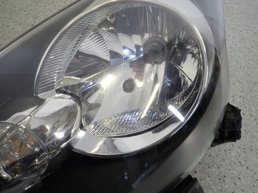 Frontscheinwerfer Toyota Aygo 81150-0H070 Links Scheinwerfer Headlight SCH4140209127th