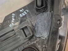 Laden Sie das Bild in den Galerie-Viewer, Frontscheinwerfer Kia Ceed 92101A2220 Rechts Scheinwerfer Headlight