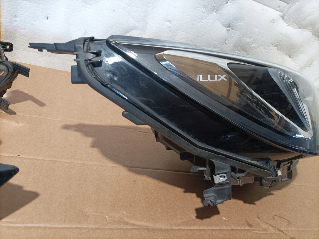 Frontscheinwerfer Opel Astra 39023763 LED Rechts Scheinwerfer Headlight