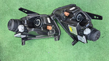 Laden Sie das Bild in den Galerie-Viewer, Frontscheinwerfer Jeep Grand Cherokee 55079408AJ 55079409AJ Ein Satz Headlight SCH9042860450eb