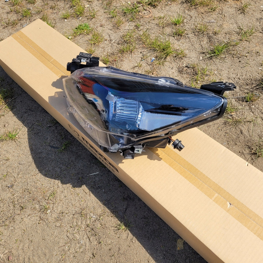 Frontscheinwerfer Mazda D43N-51030 D43N-51040 LED Ein Stück (Rechts oder Links)