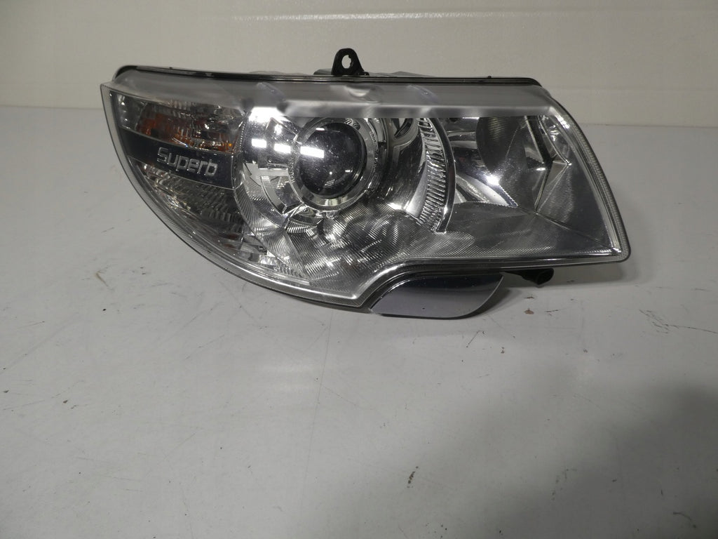 Frontscheinwerfer Skoda Superb 3T1941016 Rechts Scheinwerfer Headlight SCH5990211033in