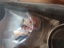 Laden Sie das Bild in den Galerie-Viewer, Frontscheinwerfer Skoda Yeti 5L1941015 Xenon Links Scheinwerfer Headlight