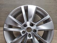 Laden Sie das Bild in den Galerie-Viewer, 1x Alufelge 18 Zoll 5x112 565601025C Skoda Kodiaq Rim Wheel FEL9224496874ek