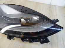 Laden Sie das Bild in den Galerie-Viewer, Frontscheinwerfer Tesla Model 3 1514953-00-D Full LED Rechts Headlight