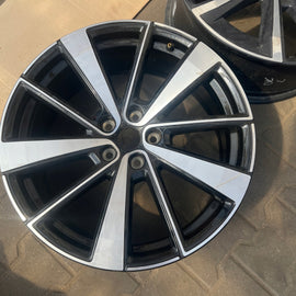 1x Alufelge 19 Zoll 8.0
