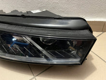 Laden Sie das Bild in den Galerie-Viewer, Frontscheinwerfer Skoda Octavia IV 992941572CJ Rechts Scheinwerfer Headlight SCH9354625350zi