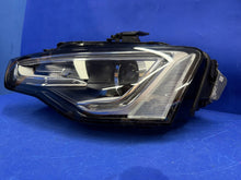 Load image into Gallery viewer, Frontscheinwerfer Audi A5 8T0941005C Xenon Ein Stück (Rechts oder Links)