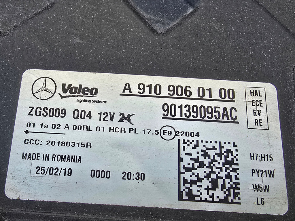 Frontscheinwerfer Mercedes-Benz Sprinter A9109060100 Rechts Headlight