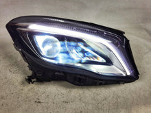 Laden Sie das Bild in den Galerie-Viewer, Frontscheinwerfer Mercedes-Benz Gla A1569066900 A1569067000 Full LED Ein Satz SCH3599076067wx