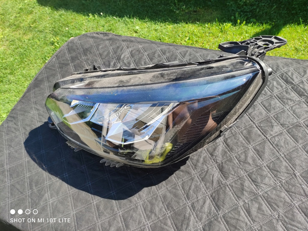 Frontscheinwerfer Peugeot 208 II 9833036380 LED Ein Stück (Rechts oder Links) SCH2076977773qi