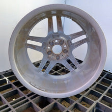 Laden Sie das Bild in den Galerie-Viewer, 1x Alufelge 18 Zoll 2074011502 Mercedes-Benz C207 Rim Wheel FEL4408148882po