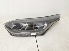 Laden Sie das Bild in den Galerie-Viewer, Frontscheinwerfer Kia Ceed 92102J7500 92101J7500 Full LED Rechts oder Links SCH2300040234ow